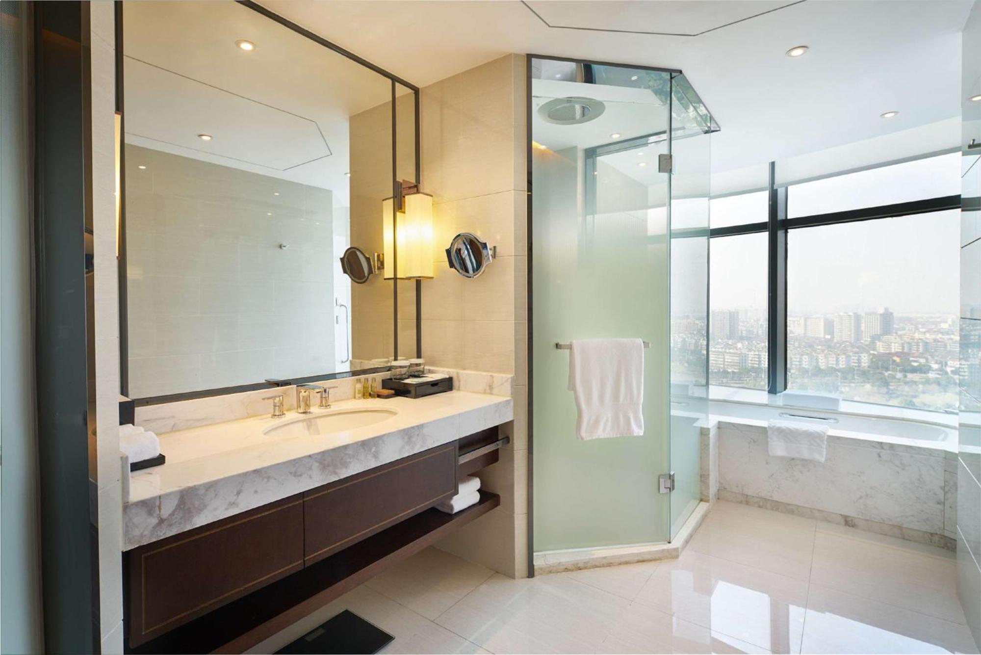 Doubletree By Hilton Ningbo Beilun Hotel Ngoại thất bức ảnh